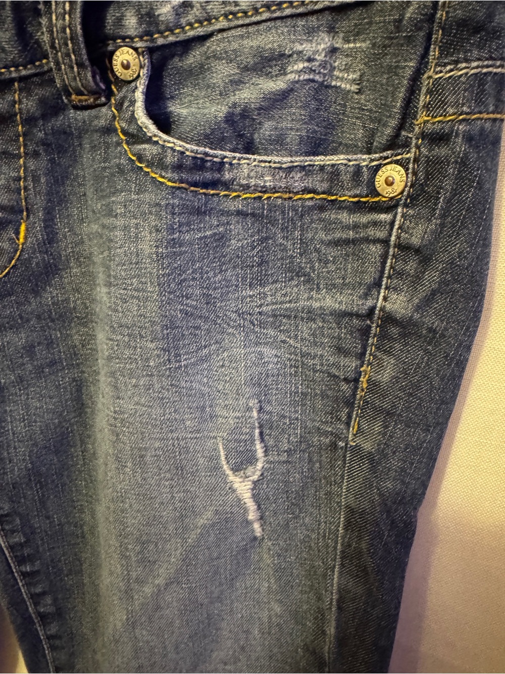 GUESS Los Angeles Bootcut Jeans Women’s 29 Medium Wash Distressed Stretch - Picture 3 of 11